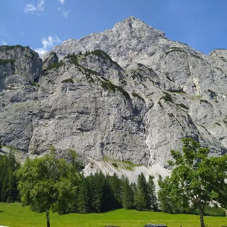 Guest house Gaestehaus Hechenblaikner Maurach (Achensee)