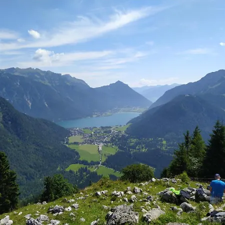 Guest house Gaestehaus Hechenblaikner Maurach (Achensee)