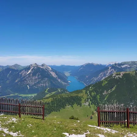 Gaestehaus Hechenblaikner Maurach